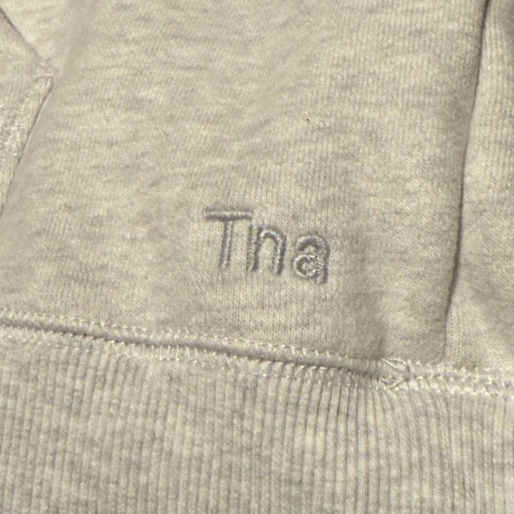 Aritzia TNA Cozy Fleece Boyfriend Sleeveless Hoodie - Picture 6 of 7